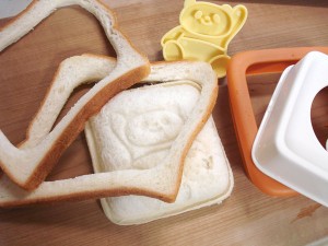 三宅水産のがんすでサンドイッチを作る